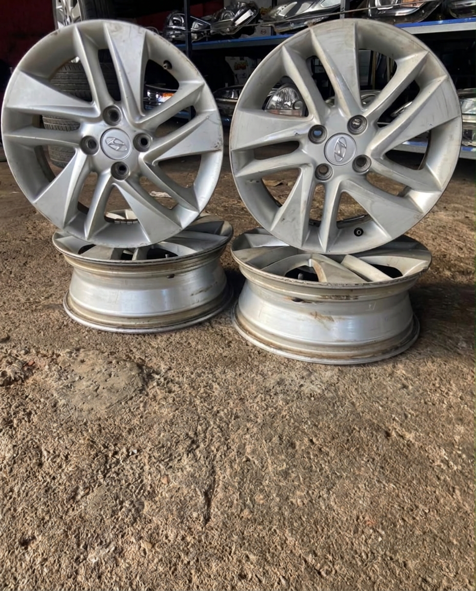 Jogo de quatro rodas aro 15 para Hyundai HB20